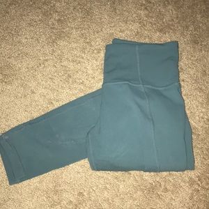 ATHLETA- Salutation leggings- XS Petite